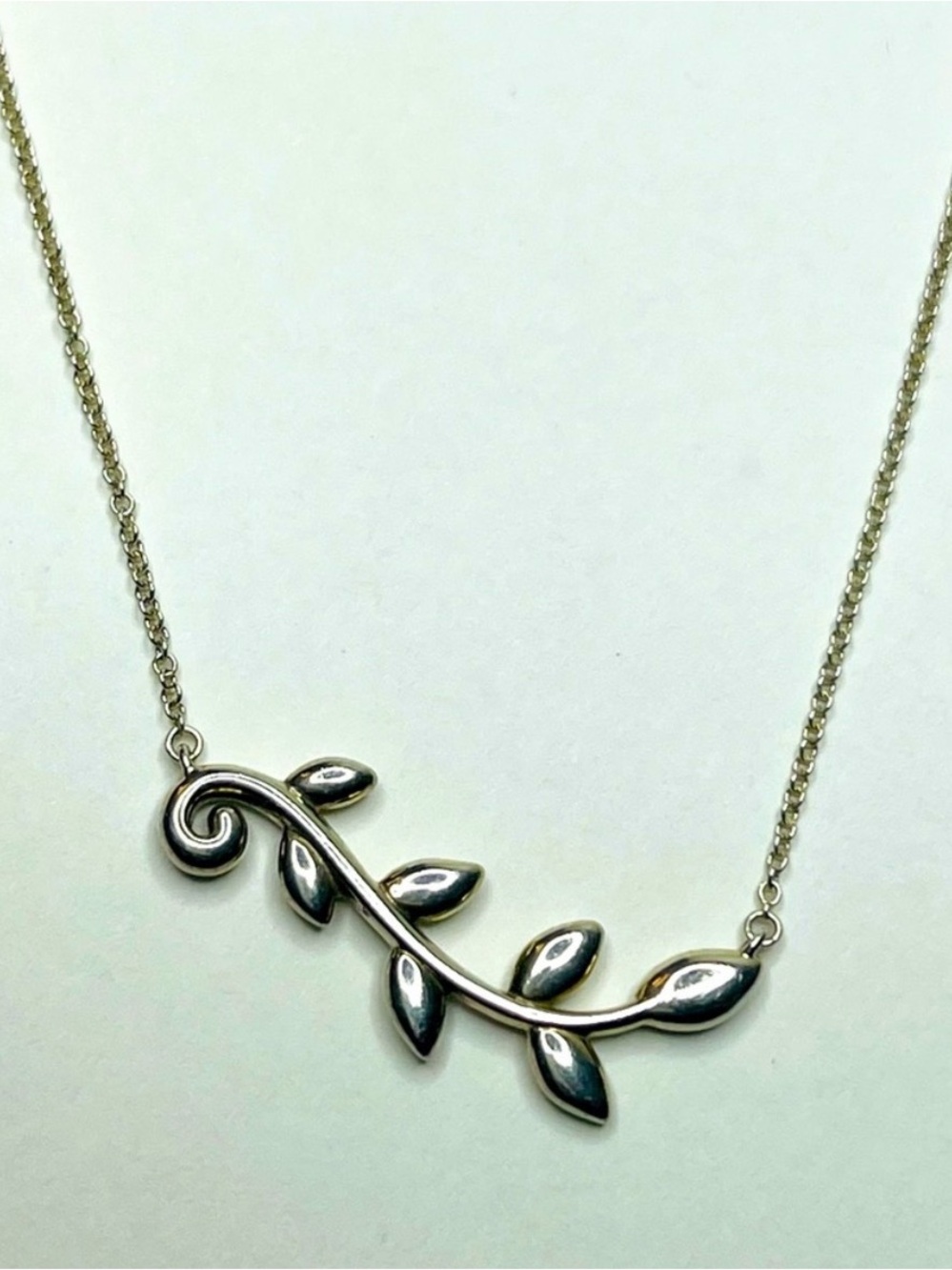 Tiffany and Co. Paloma Picasso® Olive Leaf Vine Pendant